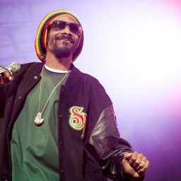 Why Can’t Snoop Dogg Have a Gospel Album?